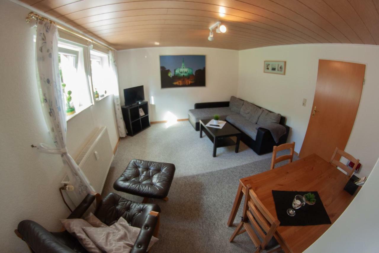 Ruhige Und Gemuetliche Ferienwohnung In Calden エクステリア 写真